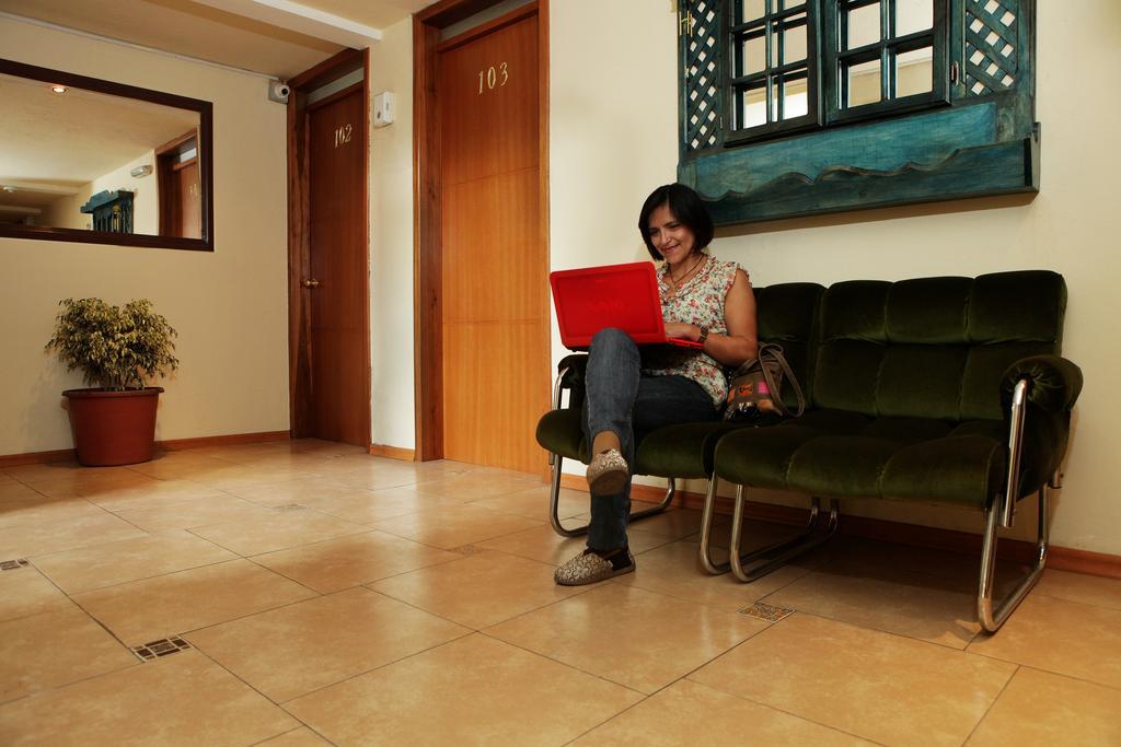 Hostal Capri Quito Dış mekan fotoğraf