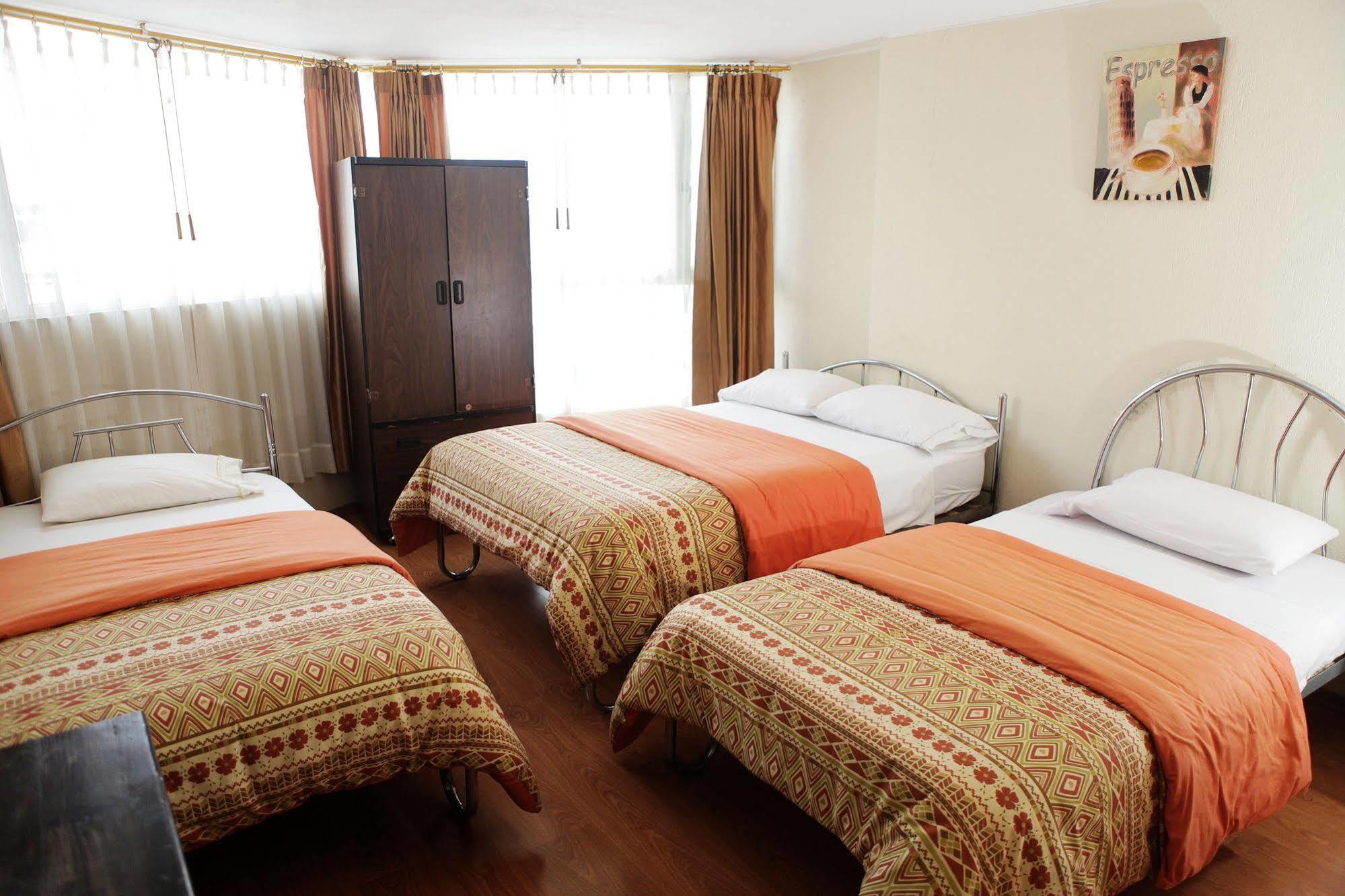 Hostal Capri Quito Dış mekan fotoğraf