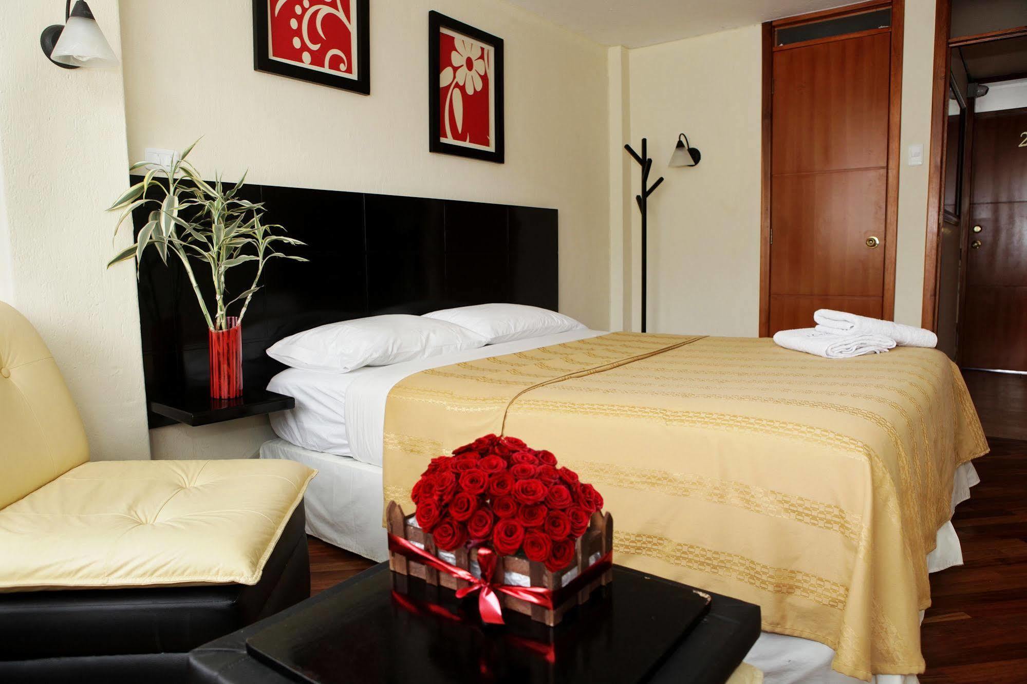 Hostal Capri Quito Dış mekan fotoğraf