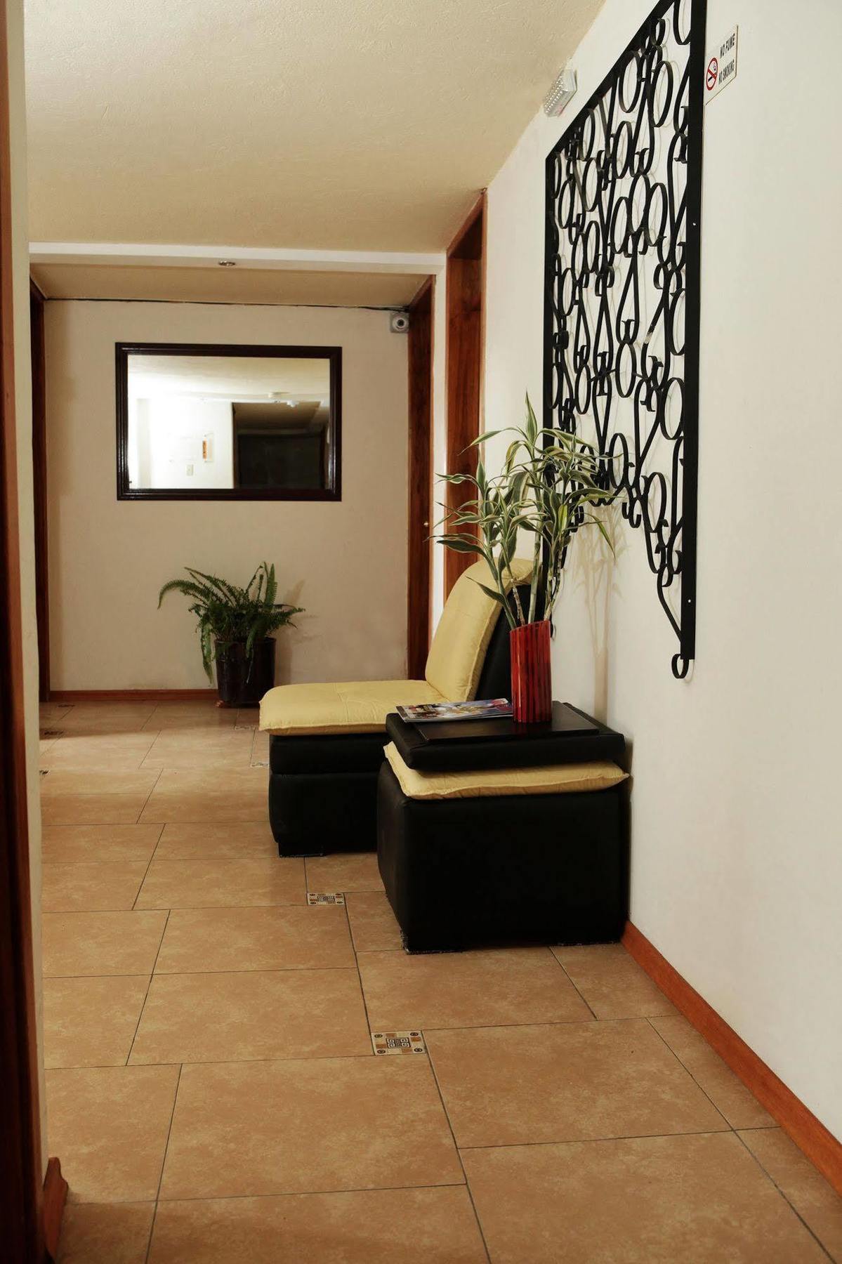 Hostal Capri Quito Dış mekan fotoğraf